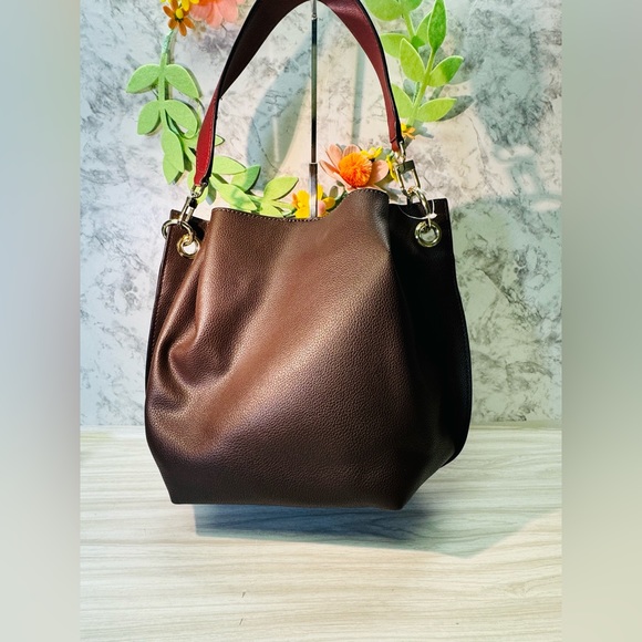 Guess burgundy  Hobo Shoulder Bag Large - Picture 2 of 8